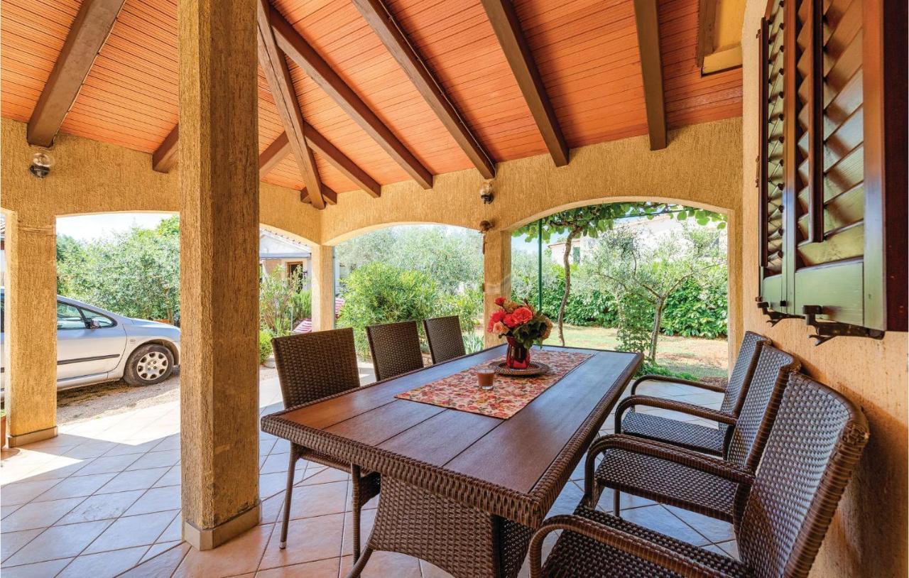 Stunning In With Kitchen Rovinj