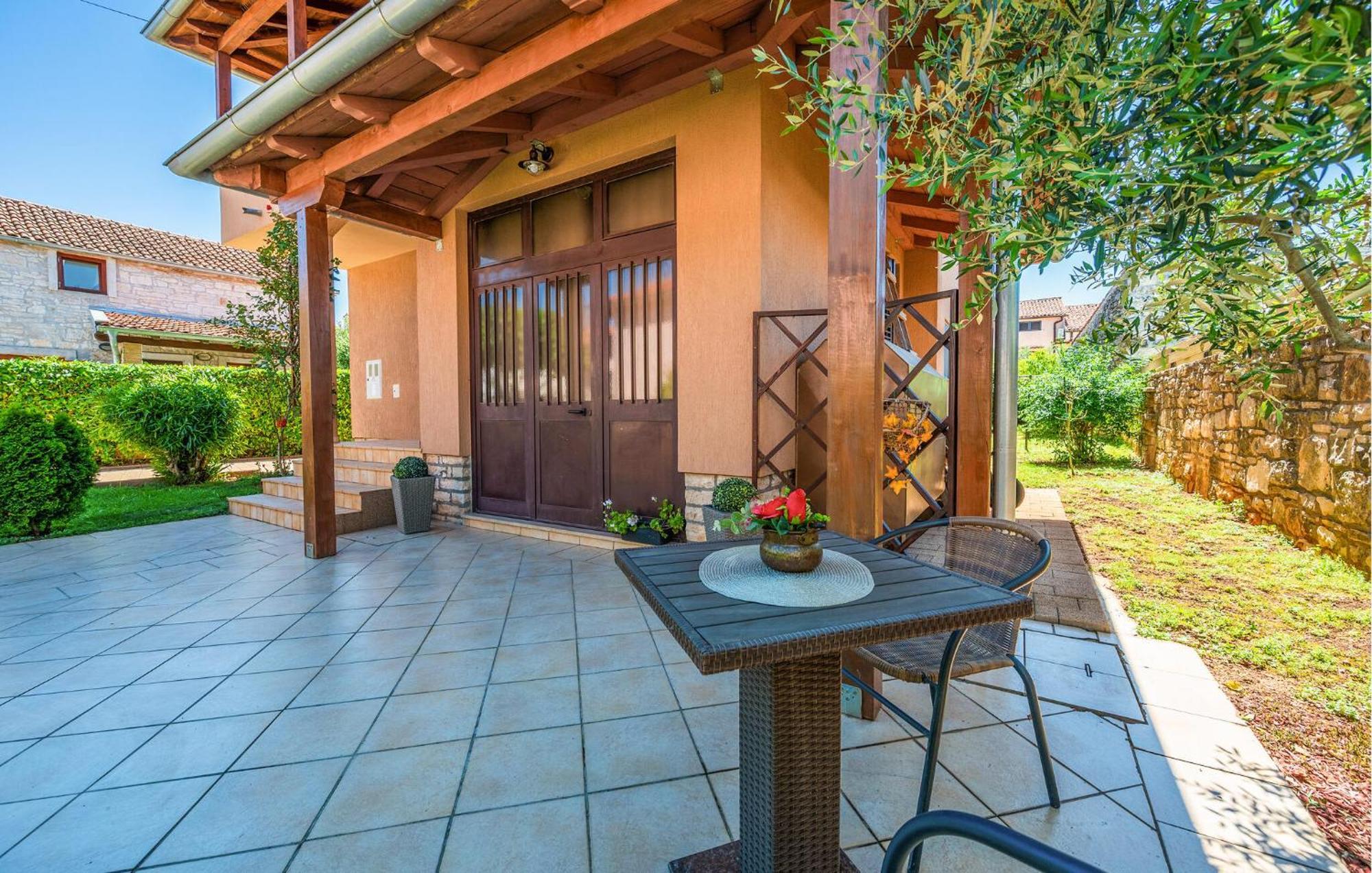 Stunning In With Kitchen Rovinj